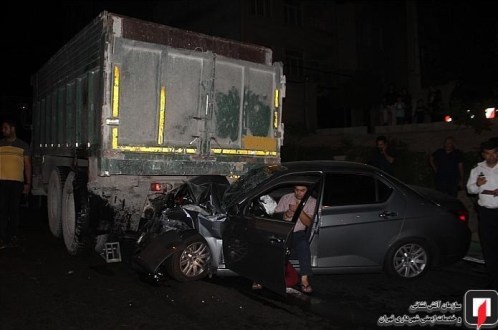 نجات معجزه آسای راننده دنا در بزرگراه باکری