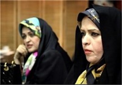 حضور نعیمه اشراقی و زهرا اشراقی در یک قاب 