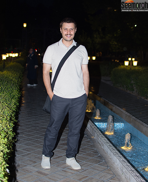 جواد عزتی