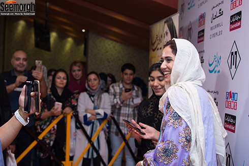 اکران مردمی ویلایی ها: پریناز ایزدیار