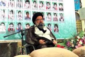 تا مشکلی به وجود می‌آید،می‌گویند در زمان شاه ملعون ‌چنین نبود