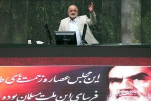 حمله تند قاضی‌پور به وزیر بهداشت در صحن مجلس