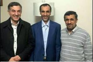 مشایی حکم بقایی را در مقابل سفارت انگلیس به آتش کشید!