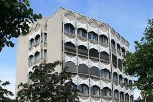 عملیات ضربتی پلیس برای تخلیه ساختمان سابق سفارت ایران در آلمان
