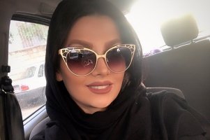 ابراز علاقه مونا فائزپور به همسرش احمد مهرانفر!  عکس