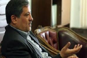 واکنش هاشمی به توئیت یکی از اعضا درباره اتفاقات پشت پرده