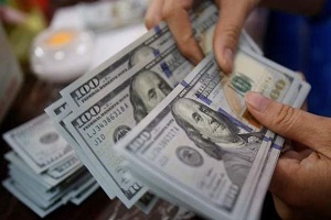 مقاومت اصلاح‎طلبانه در برابر کاهش قیمت دلار