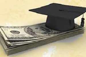 دولت به دانشجویان ارز دولتی بدهد یا ندهد؟
