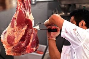 کاهش ۲۰ هزارتومانی گوشت در بازار