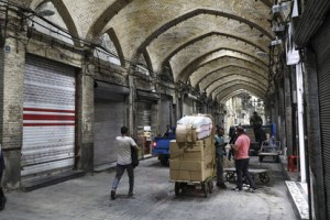 بازار تهران در دسته مشاغل سرپوشیده و تعطیل است/اجرای طرح ترافیک به قوت خود باقی است