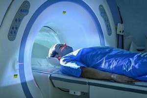 افراد مبتلا به کرونا کی باید برای گرفتن سی تی اسکن ریه اقدام کنند؟