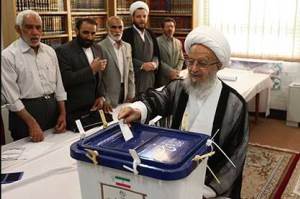 فتوای آیت‌ الله مکارم: رای دادن واجب است