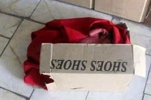 کشف نوزاد در کنار سطل زباله‌ ای در زاهدان