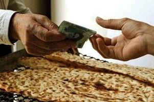 ادعای تعجب آور مقام دولت رئیسی درباره قیمت نان 