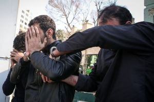 انهدام باند شبکه‌ ای سارقان زورگیر در کرج