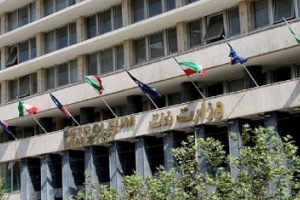 واکنش وزارت نفت به حقوق 32 میلیون تومانی