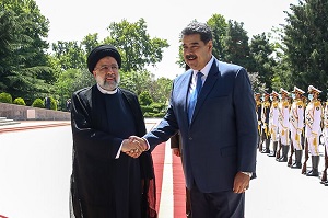ایران و ونزوئلا سند همکاری 20 ساله امضا کردند