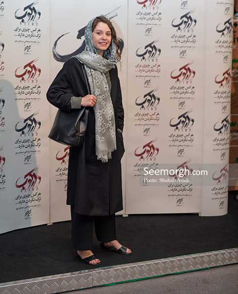 شادی کرم رودی در اکران فیلم دارکوب - 2 شادی کرم رودی,دارکوب,اکران فیلم دارکوب,شادی کرم رودی در اکران فیلم دارکوب