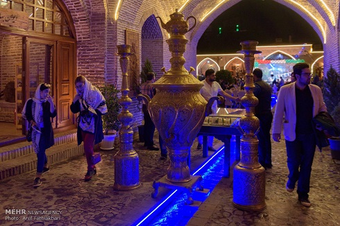 افتتاح کاروانسرای شاه عباسی,نمایشگاه عکس,گئورگ ژرستر 