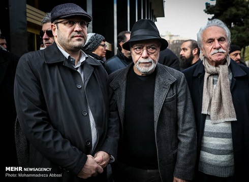 تشییع حسین محب اهری,هنرمندان در مراسم تشییع,حسین محب اهری,درگذشت حسین محب اهری,عکس بازیگران در مراسم تشییع