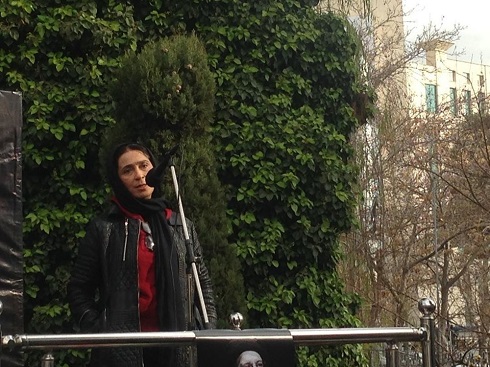 تشییع حسین محب اهری,هنرمندان در مراسم تشییع,حسین محب اهری,درگذشت حسین محب اهری,عکس بازیگران در مراسم تشییع