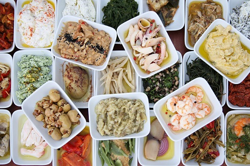 چاشنی (Meze) سفر به استانبول,سفر به ترکیه,دیدنی های ترکیه,دیدنی های استانبول,غذاهای محلی استانبول,سفر به ترکیه در زمستان