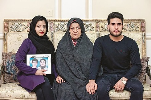 اعظم محسنی دوست مادر فائزه و شهاب نقد شبی که ماه کامل شد,داستان شبی که ماه کامل شد,حواشی شبی که ماه کامل شد,همسر نرگس آبیار کیست,فیلم جدید الناز شاکردوست