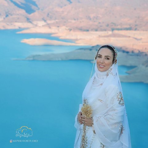 سوگل طهماسبی در لباس عروس سوگل طهماسبی در لباس عروس