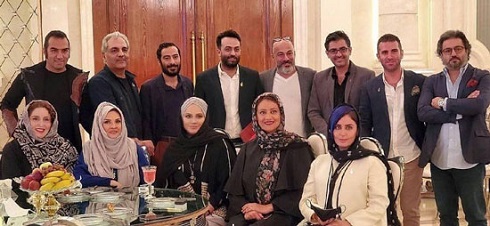 عکس دسته جمعی هنرمندان بدون ماسک و فاصله 