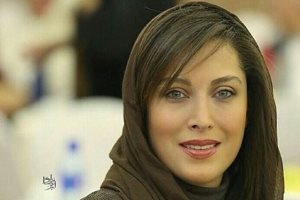 روایت مهتاب کرامتی از آرایش افراطی خانم بازیگری که چهره اش را غیر معمول می ساخت!