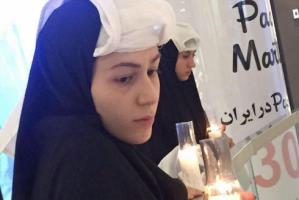 حرکت نمادین چند جوان برای تبلیغ شهرزاد در یک پاساژ معروف؟
