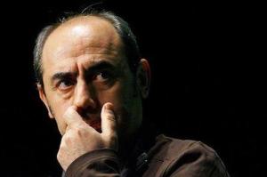 انتقاد کمال تبریزی به خندوانه: باید خود را به نفهمی بزنیم!