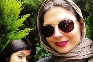 انتشار عکس خانم بازیگر سولماز غنی بدون حجاب خارج از کشور!! عکس