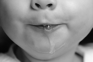 چرا بزاق دهان زخم را التیام می دهد؟