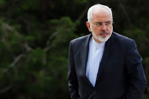 ظریف:من به جای شما خجالت می‌كشم!