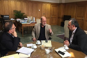 قاضی‌پور: پول کاسپینی‌ها را برگردانید