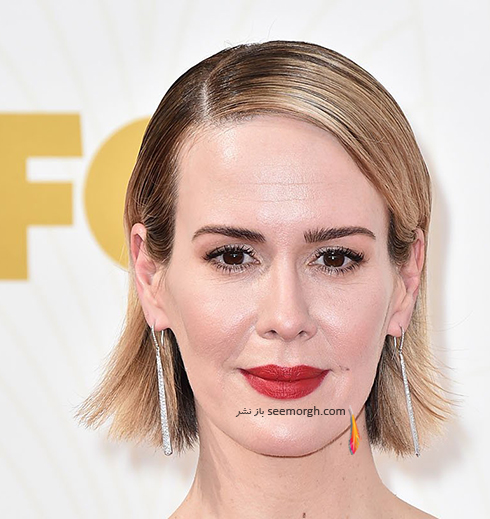 گوشواره سارا پالسون Sarah Paulson در Emmy 2015 گوشواره سارا پالسون Sarah Paulson در Emmy 2015