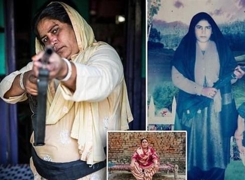 عمه ای با تفنگ در مقابل مردان متجاوز عمه ای با تفنگ در مقابل مردان متجاوز