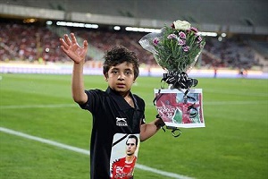 پسر هادی نوروزی خادم حرم امام رضا شد
