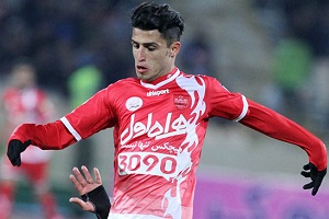 تمدید قرارداد علیپور با پرسپولیس