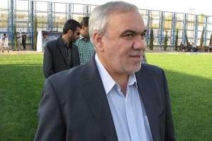 کری خوانی پرسپولیسی ها برای فتح الله زاده در کربلا + عکس