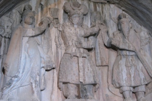 طاق بستان