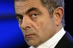 شکایت صدها بیننده تلویزیونی انگلیس از برنامه‌ طنز «مستر بین»