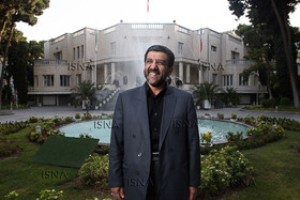 ضرغامی: ۹۰ درصد طنزهای خودمان غیربهداشتی است!معلوم نیست چرا غیربهداشتی‌ها بیشتر می‌چسبند!
