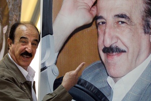 منوچهر آذری